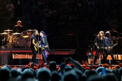 Bruce Spingsteen & The E Street Band / Bruce Springsteen on Feb 1, 2023 [011-small]