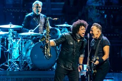 Bruce Spingsteen & The E Street Band / Bruce Springsteen on Feb 1, 2023 [036-small]