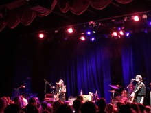 The Breeders on Oct 20, 2018 [375-small]