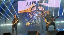 Alter Bridge / Mammoth WVH / RED on Feb 2, 2023 [699-small]