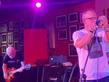 Jason Brown (Guitar) and Tom Hingley (Vocals), Tom Hingley and The Lovers / DSM IV / Kingsley Beat on Feb 4, 2023 [206-small]