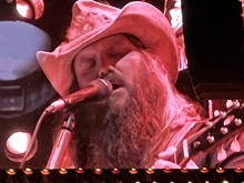 Chris Stapleton / Elle King on Oct 20, 2022 [981-small]