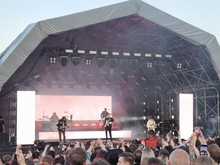You Me At Six / The Hunna / Holding Absence / Yours Truly / Kid Kapichi on Jun 1, 2022 [040-small]