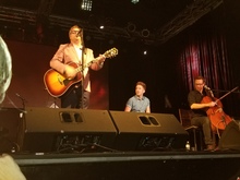 Steven Page Trio on Sep 25, 2018 [861-small]