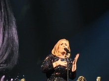 Adele on Jul 6, 2016 [260-small]