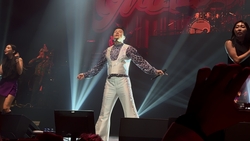 J.Y. Park Concert “Groove Back” in LA on Feb 12, 2023 [710-small]