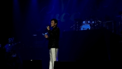 J.Y. Park Concert “Groove Back” in LA on Feb 12, 2023 [711-small]