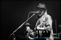 Neil Young + Promise of the Real on Sep 27, 2018 [128-small]
