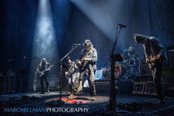 Neil Young + Promise of the Real on Sep 27, 2018 [129-small]