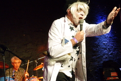 Pellethead / Shrug / The Bitter Springs feat Vic Godard on Oct 5, 2018 [185-small]