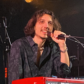Dean Lewis / Anson Seabra on Oct 1, 2022 [011-small]