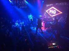 <PIG> / En Esch on Sep 18, 2016 [242-small]