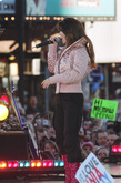 Shania Twain on Nov 5, 2004 [636-small]