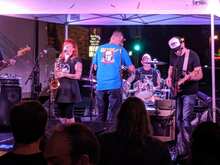Kali Masi / 5 O'Clock Charlie / Flat Teeth / The Von Tramps / Retoro on Sep 21, 2019 [007-small]