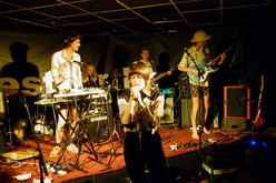 Novyi Lev / Lassie / The Staches on Oct 9, 2018 [424-small]
