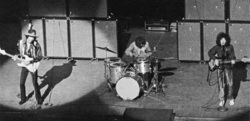 Jimi Hendrix / Soft Machine on Feb 25, 1968 [294-small]