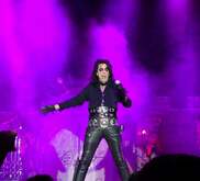 tags: Alice Cooper, Los Angeles, California, United States, Greek Theatre - Alice Cooper / Ace Frehley on Apr 24, 2022 [406-small]