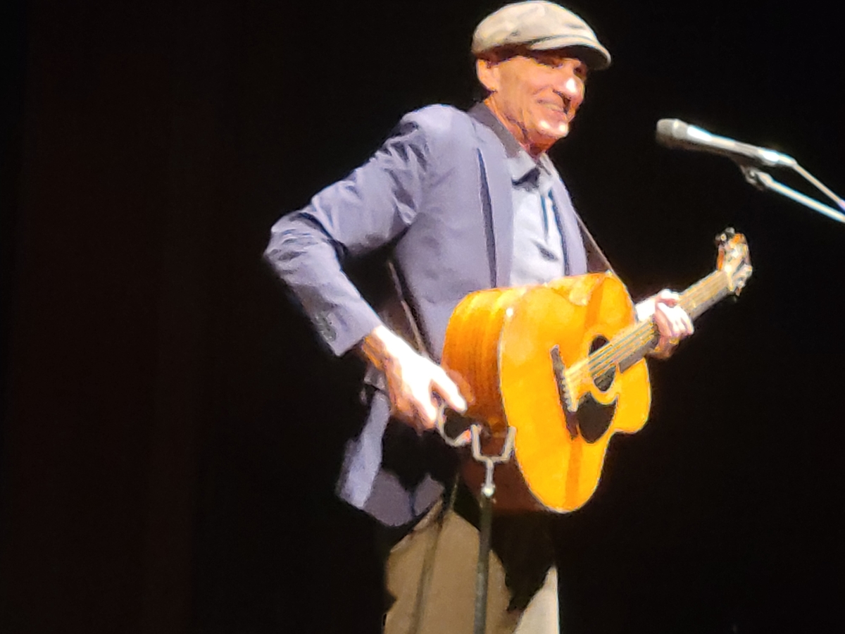 James Taylor Concert & Tour History (Updated for 2023) Concert Archives