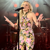 Kelsea Ballerini / Georgia Webster on Feb 25, 2023 [121-small]