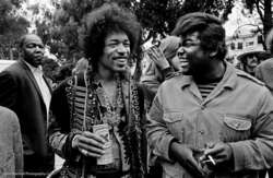 Jimi Hendrix on Jun 25, 1967 [243-small]