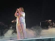 Lewis Capaldi / Mark Sharp & the Bicycle Thieves / Only The Poets on Feb 25, 2023 [349-small]