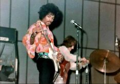 Jimi Hendrix / Cat Mother and the All Night Newsboys on Nov 30, 1968 [247-small]