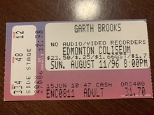 Garth Brooks on Aug 11, 1996 [465-small]