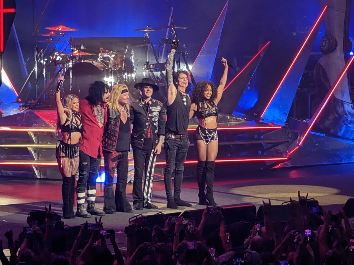 Mar 12, 2023 Def Leppard / Mötley Crüe at Hard Rock Live, Seminole