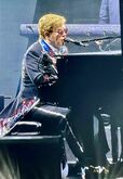 Elton John on Sep 30, 2022 [502-small]