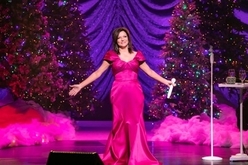 Martina McBride on Dec 10, 2021 [340-small]