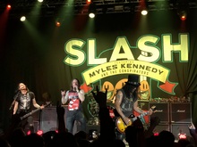 Slash feat. Myles Kennedy & The Conspirators / Altitudes & Attitude on Feb 27, 2019 [545-small]