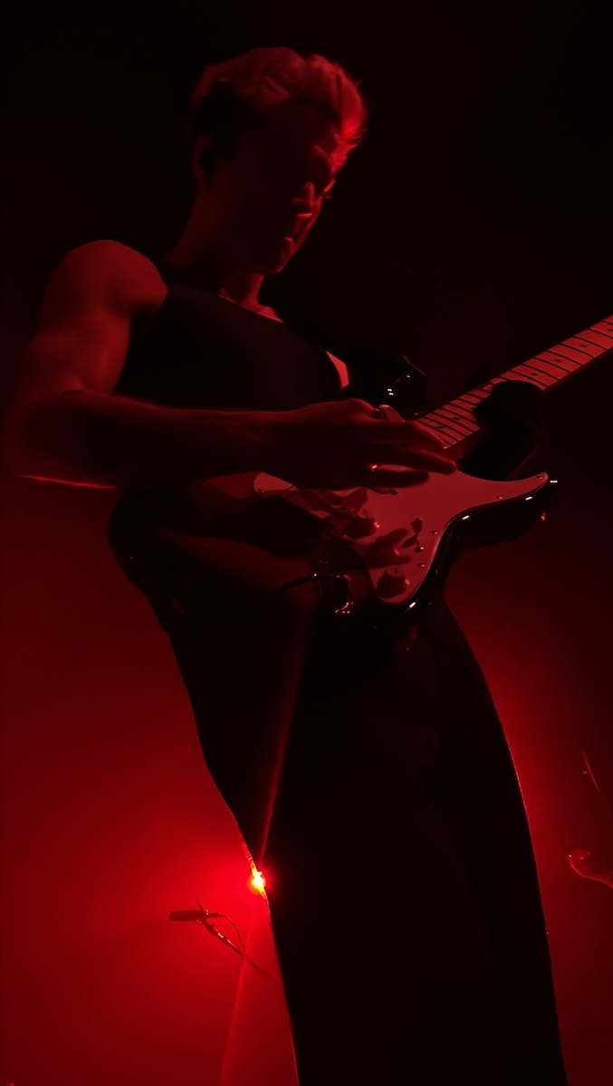  Alex Warren Concert & Tour History (Updated for 2024) 