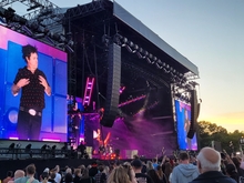 Fall Out Boy / Weezer / Green Day / Amyl and the Sniffers on Jun 22, 2022 [375-small]