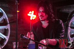 Gilby Clarke plays a Theremin at UJN Week 6, Ultimate Jam Night - Week 6 on Feb 25, 2015 [056-small]