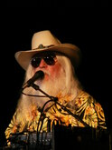 Leon Russell on Aug 25, 2006 [468-small]
