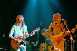 Pure Prairie League on Nov 4, 1976 [725-small]