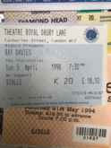 Ray Davies on Apr 5, 1988 [239-small]