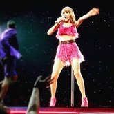 Vance Joy / Taylor Swift on Sep 5, 2015 [635-small]
