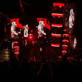 Ed Sheeran / Griff / Cat Burns on Sep 12, 2022 [270-small]