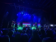 Joywave / I DONT KNOW HOW BUT THEY FOUND ME / Savannah Conley on Aug 29, 2022 [437-small]