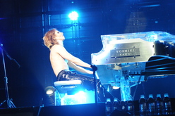 X Japan / Vampires Everywhere! on Oct 1, 2010 [705-small]
