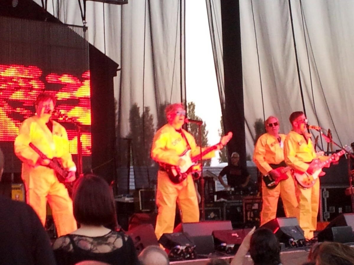 Devo Concert & Tour History (Updated for 2023) Concert Archives