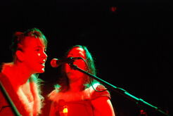 The Nightgowns / Wallpaper (WA) / The Redwood Plan / Skeletons With Flesh On Them / The Special Places / Christmas Belles on Dec 23, 2009 [999-small]