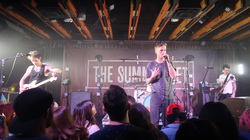 The Summer Set / Grayscale / Taylor Acorn on Apr 8, 2023 [322-small]