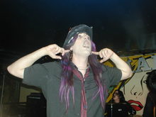 Pretty Boy Floyd on Feb 25, 2004 [840-small]
