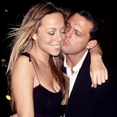 luis miguel on Apr 19, 2000 [588-small]