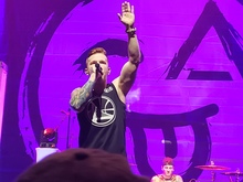 Papa Roach / From Ashes to New on Oct 16, 2018 [880-small]