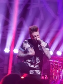 Papa Roach / From Ashes to New on Oct 16, 2018 [881-small]