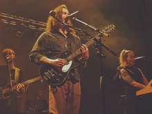 Hozier / Áine Deane on Apr 20, 2023 [950-small]