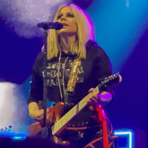 Avril Lavigne / girlfriends / Phem on Apr 21, 2023 [396-small]